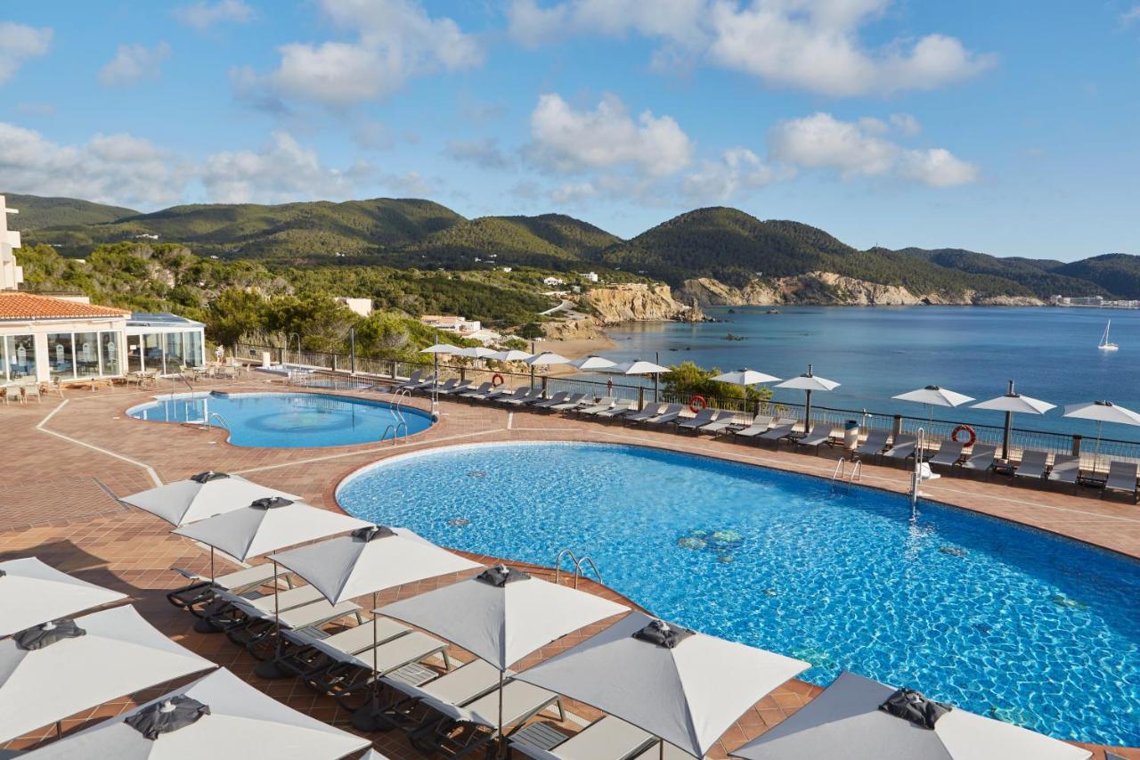 Invisa Club Cala 호텔